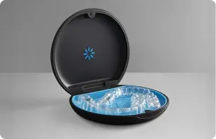How to comfortably wear your invisalign aligners to parties 1